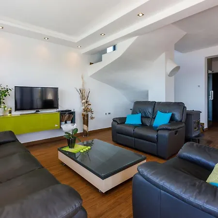 Legara Villa