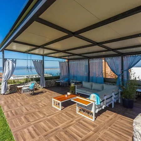 Villa Legara